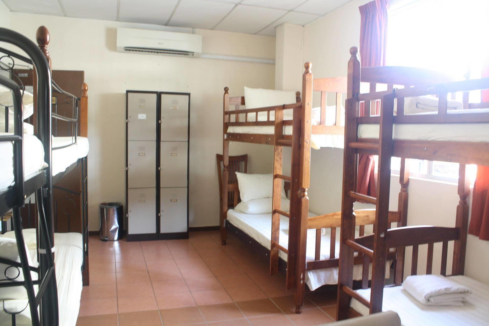 Sensi Backpackers Hostel Kota Kinabalu Exteriér fotografie